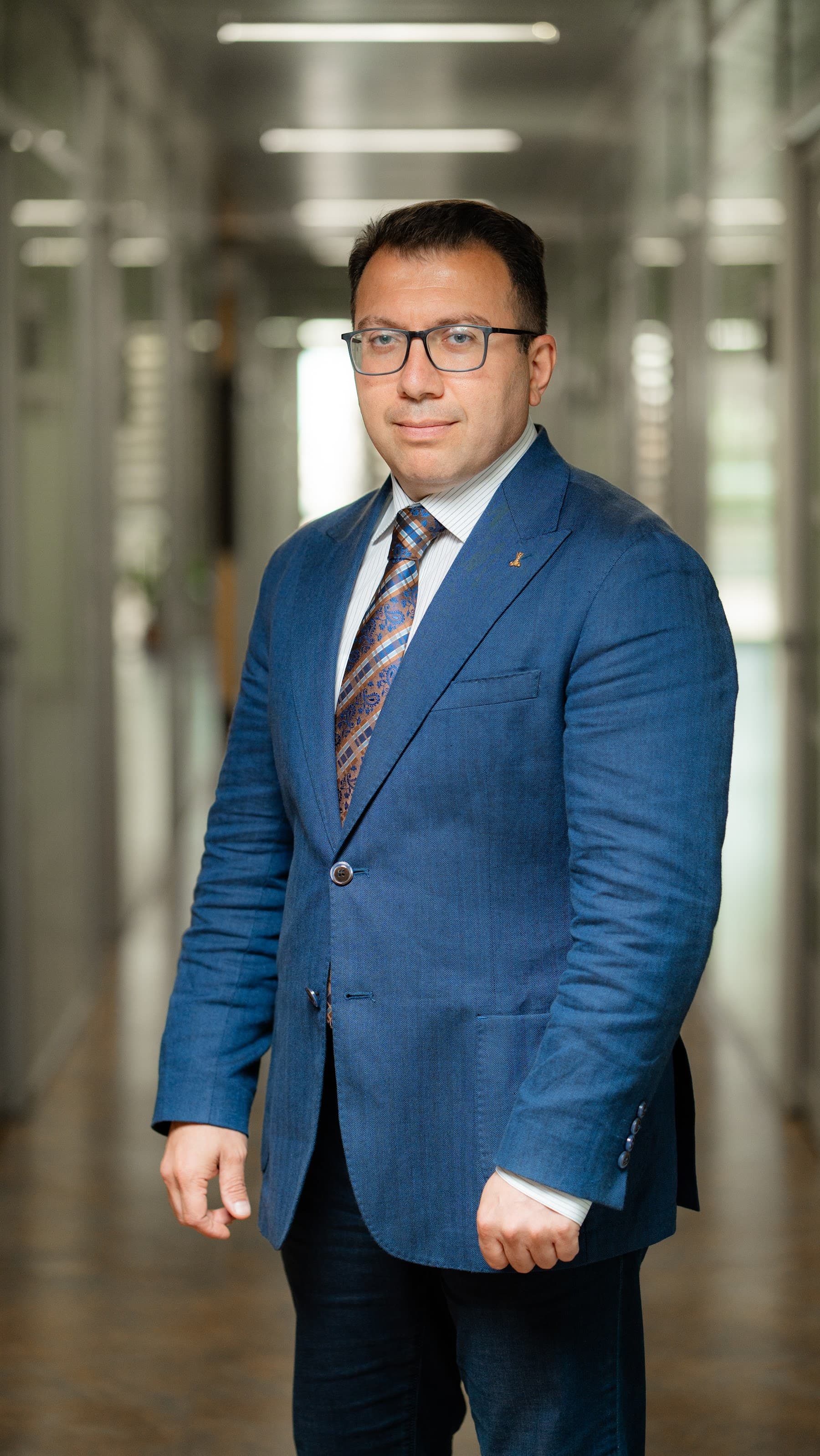 Dr. Kənan Əhmədov — İnvaziv Kardioloq